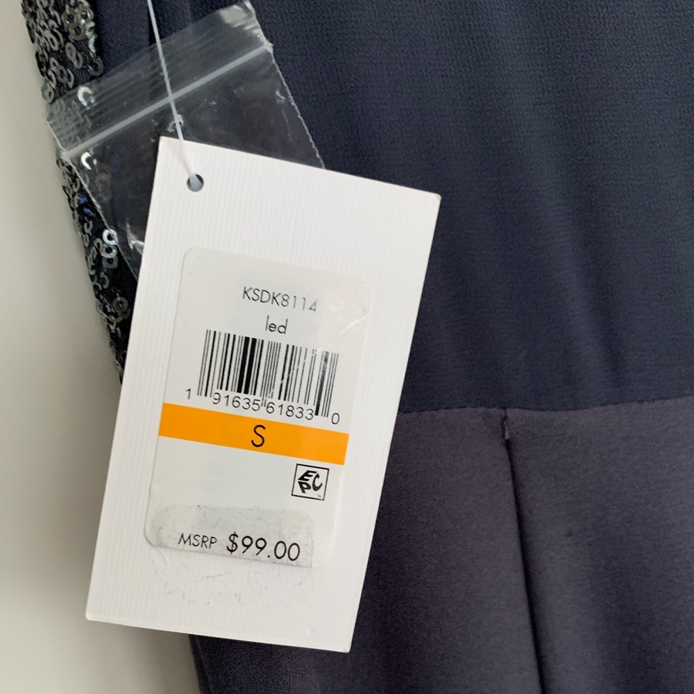 Grey Kensie jumpsuit With sequin front top. NWT - Picture 2 of 4